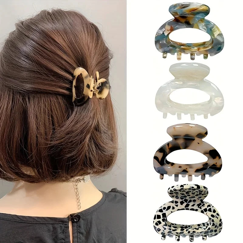 Elegant oval hårklemme til kvinder med sikker hold og stilfuldt design