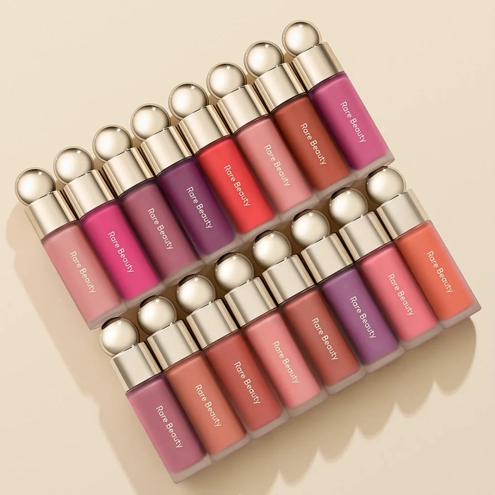 Matte blush-pudder med lang holdbarhed i en letvægtig og blød cushion-finish