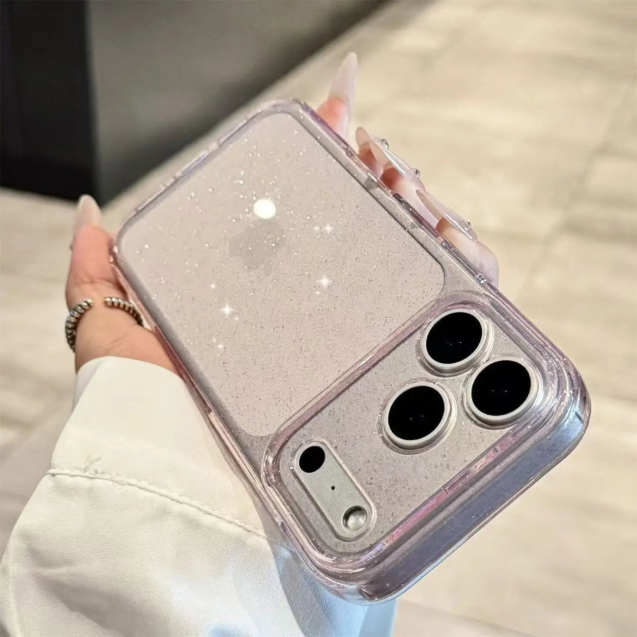 Luksuriøst glitter silikonecover til iPhone – gennemsigtigt design