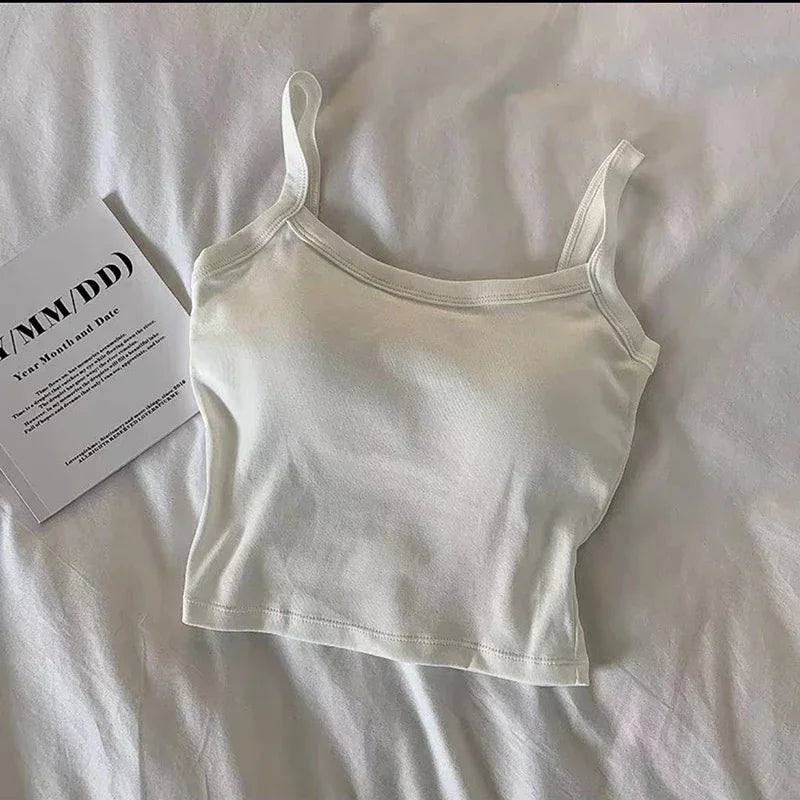 Crop top til kvinder – stilfuld og alsidig camisole til hverdagen
