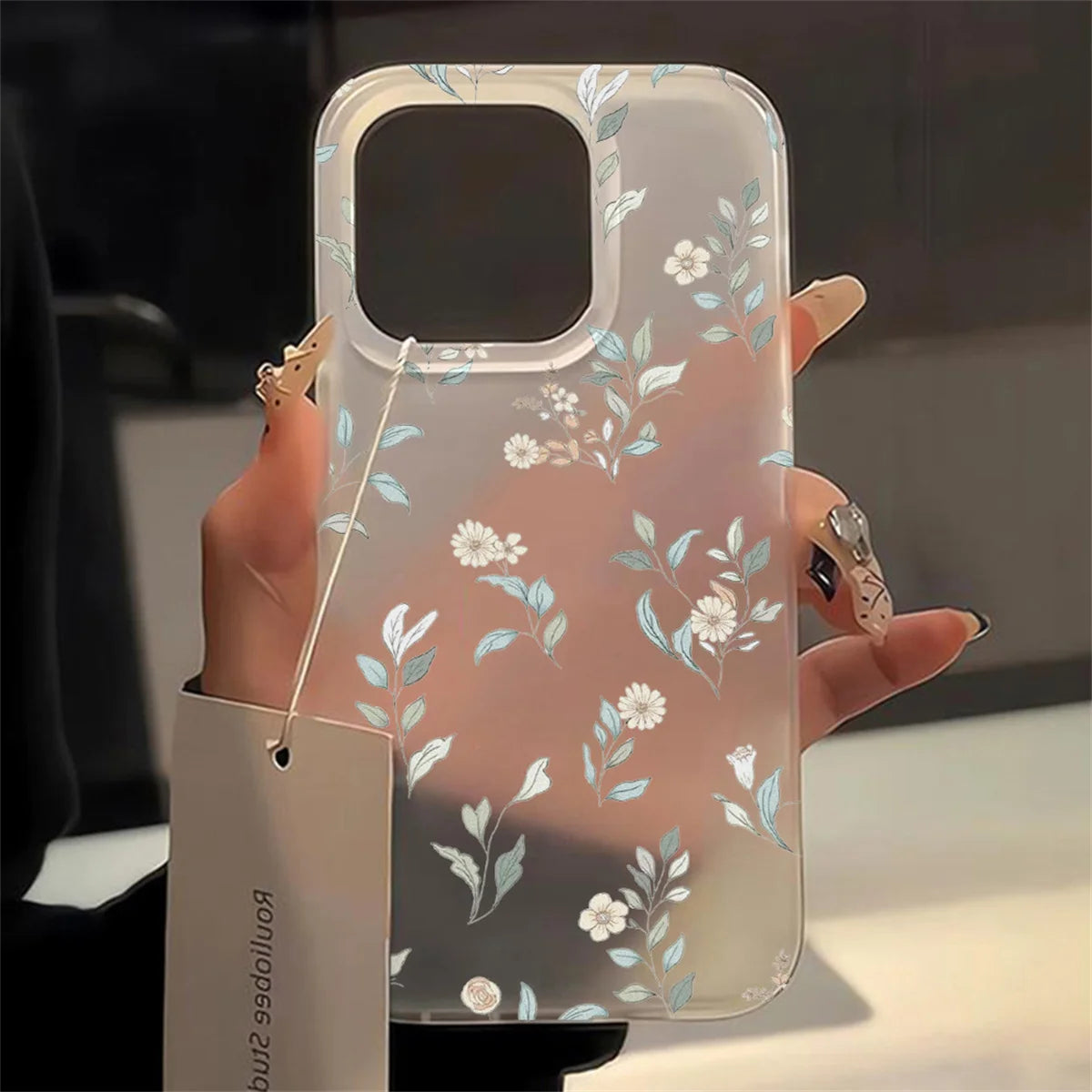 Transparent mat telefonetuier til iPhone 17, 16, 15, 14, 13, 12, og 11