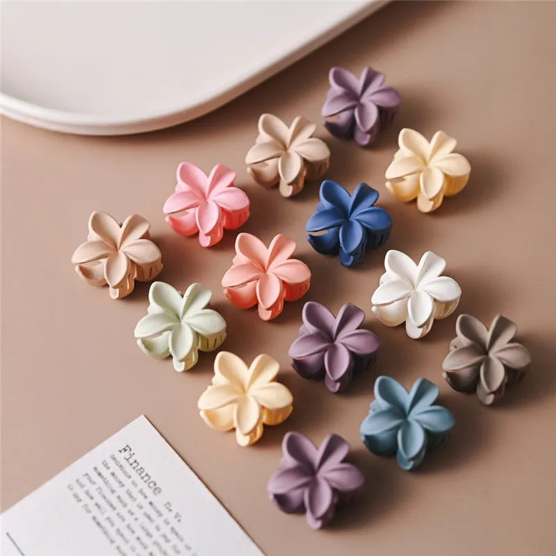 Set of 10/20 small hair clips in cute mixed flower colours with a frosted finish
