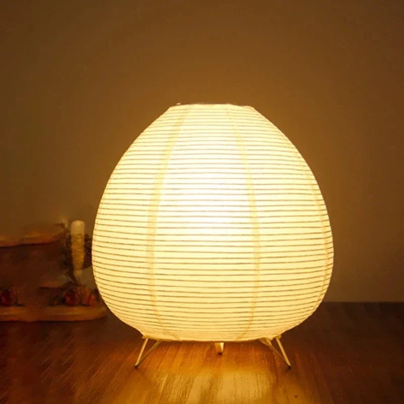 Japansk LED-bordlampe i rispapir til en hyggelig stemning
