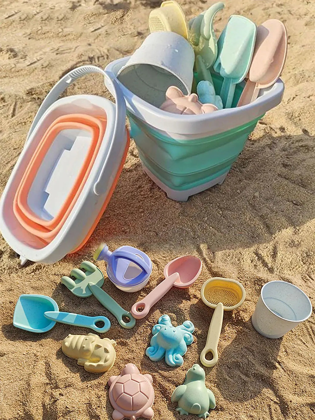 Komplet sandsæt til børn med foldbar spand til stranden